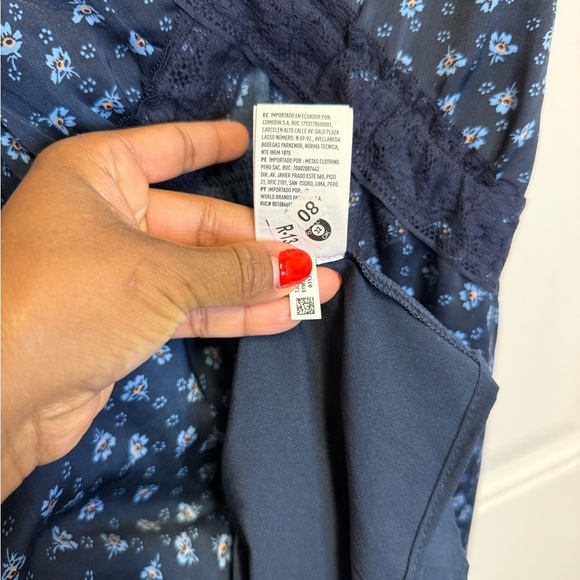 American Eagle Dress Womens Medium Navy Blue Floral Lace Trim Satin Cut Out M - Picture 8 of 9